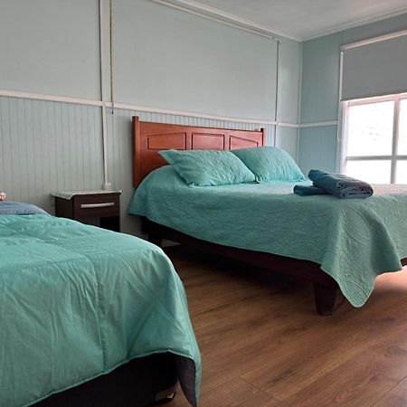 World'S End Hostal Puerto Natales Exterior photo