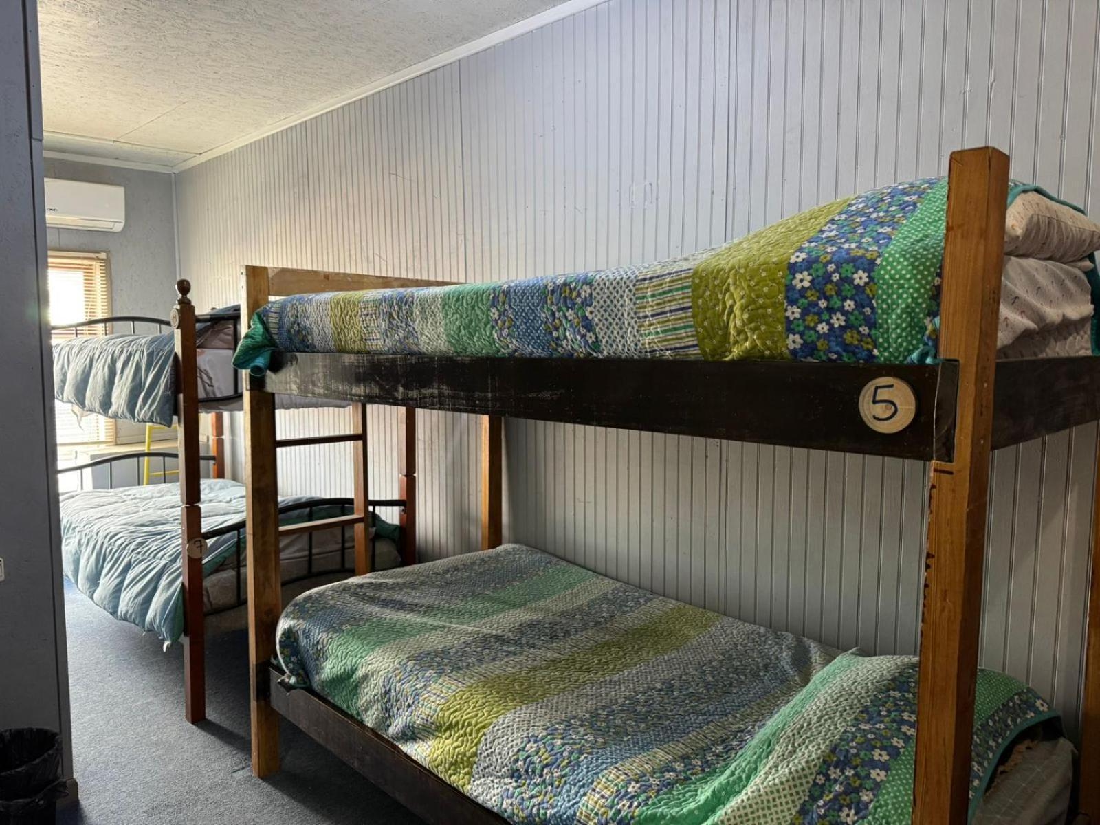 World'S End Hostal Puerto Natales Exterior photo